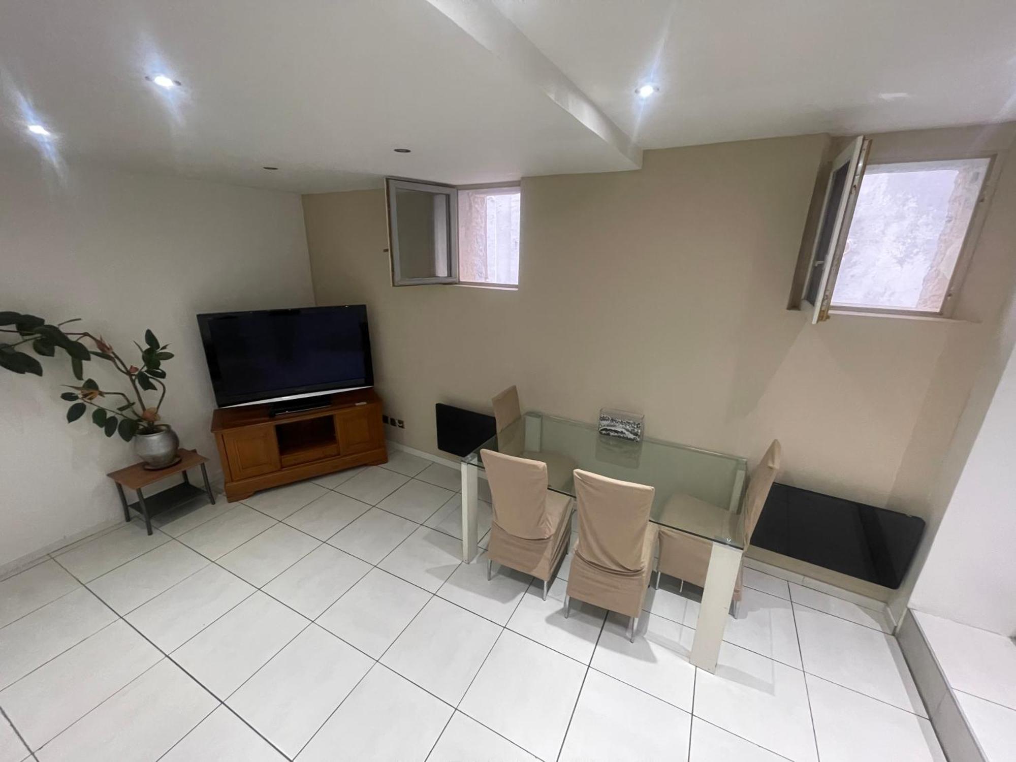 Tres Bel Appartement Pres De Montpellier Gignac  Bagian luar foto